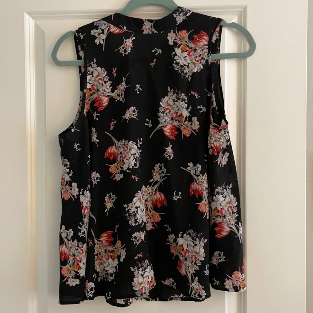 Floral halter top